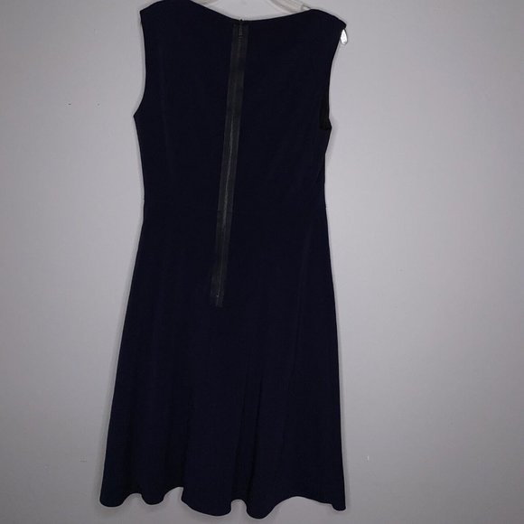Ellie Tahari Dress Size 4 Navy Blue Sleeveless Wiggle Fit Flare Midi V Neck - Picture 4 of 6